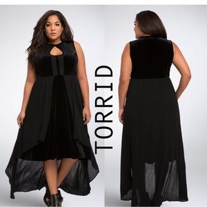 Rare TORRID Witchy Black Velvet Keyhole Hi-Lo Dress